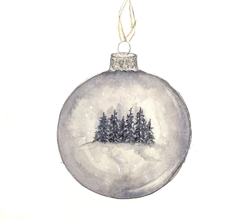 weihnachtskugel mit wald als Spiegelung freigestellt